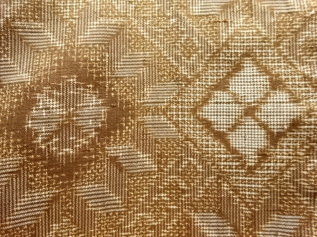 JAPANESE KIMONO / ANTIQUE KIMONO / SILK / DORO OSHIMA TSUMUGI / WOVEN RHOMBUS